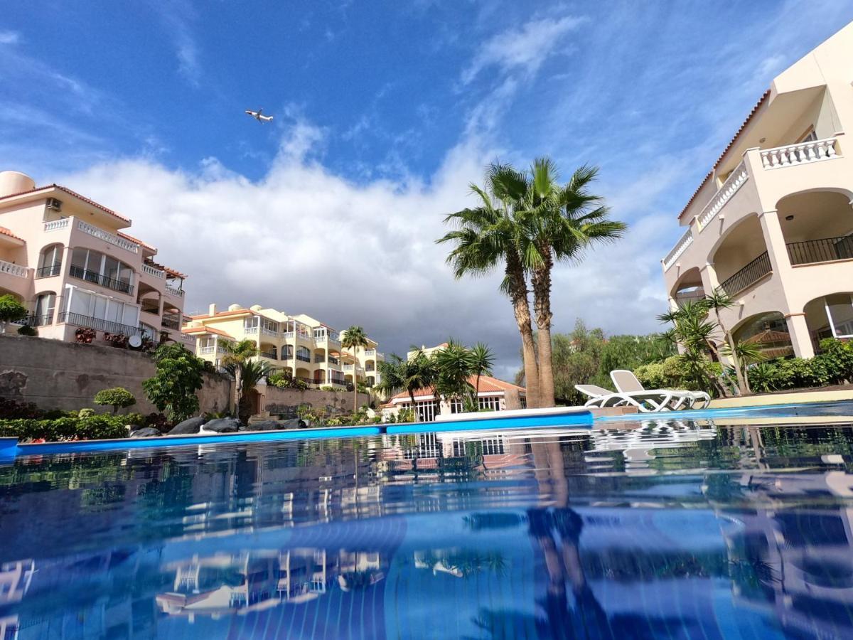Cosy Well Located Apartment Tenerife Sur Golf Сан Мигел де Абона Екстериор снимка